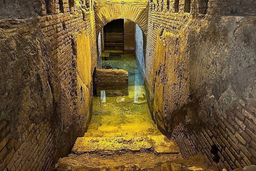 Private 4 Hour Tour of Crypt and Catacombs in Ancient Rome 4