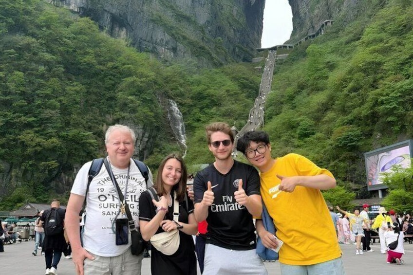 Zhangjiajie 2-Day Private Tour: Avatar Mountains & Glass Bridge 1
