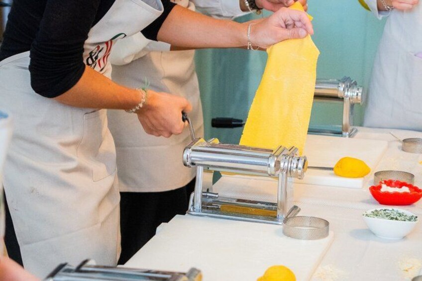 Genoa Ravioli, Fettuccine & Tiramisu Class with Fine Wine 4