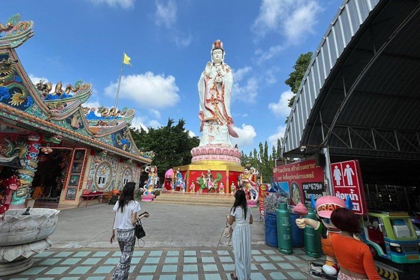 Chachoengsao Biggest Ganesh, Pink Ganesha,Wat Paknam&Khunchan 3