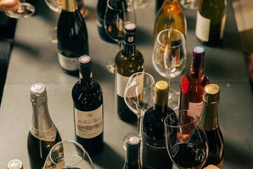 Vatican Wine Tasting: Italian Wines & Food with a Sommelier 3