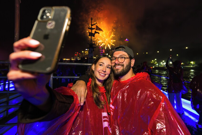 Niagara Falls Night Tour: Boat, Skylon Tower & Journey Behind Falls 2