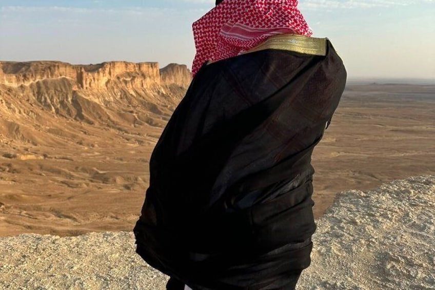 Edge of the World 4x4 Adventure Sunset and Stargazing from Riyadh 3