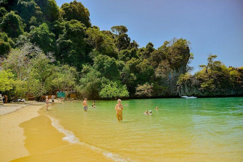Krabi Hong Islands Catamaran Island Hopping Tour with Lunch 5