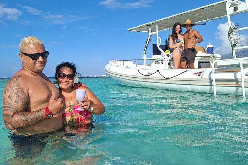 Aperitif cruise at sunset in the Tahiti lagoon 3