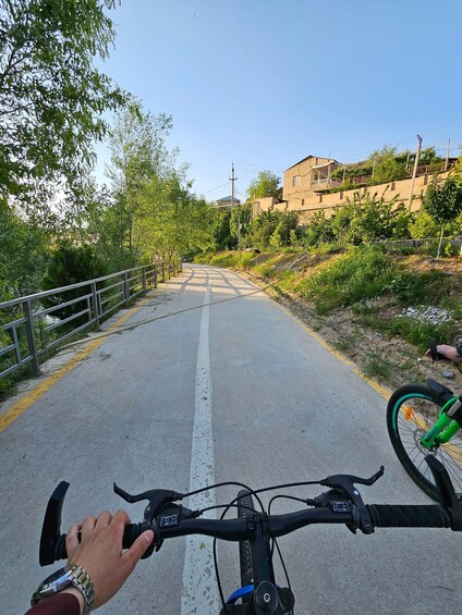 Picture 13 for Activity Samarkand Bike Tour: Top Highlights & Hidden Neighbourhoods 3