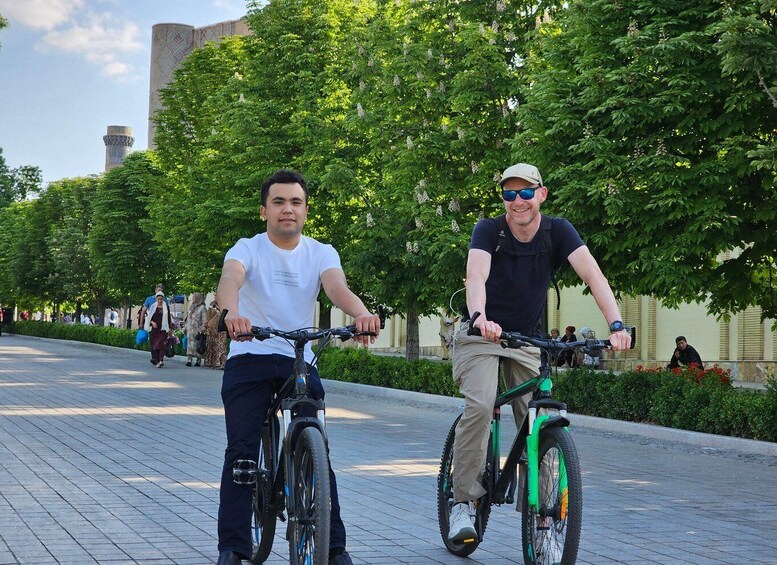 Samarkand Bike Tour: Top Highlights & Hidden Neighbourhoods 4