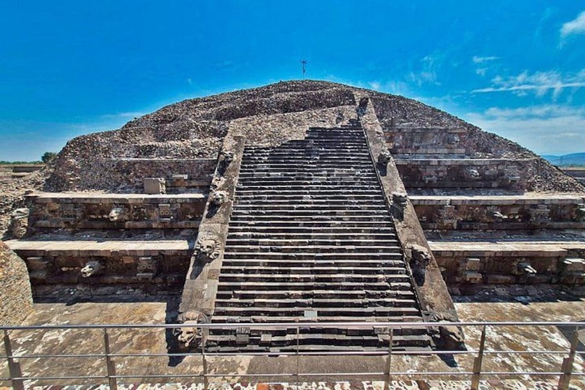 Private Tours in Mexico City History and Archaeology 3