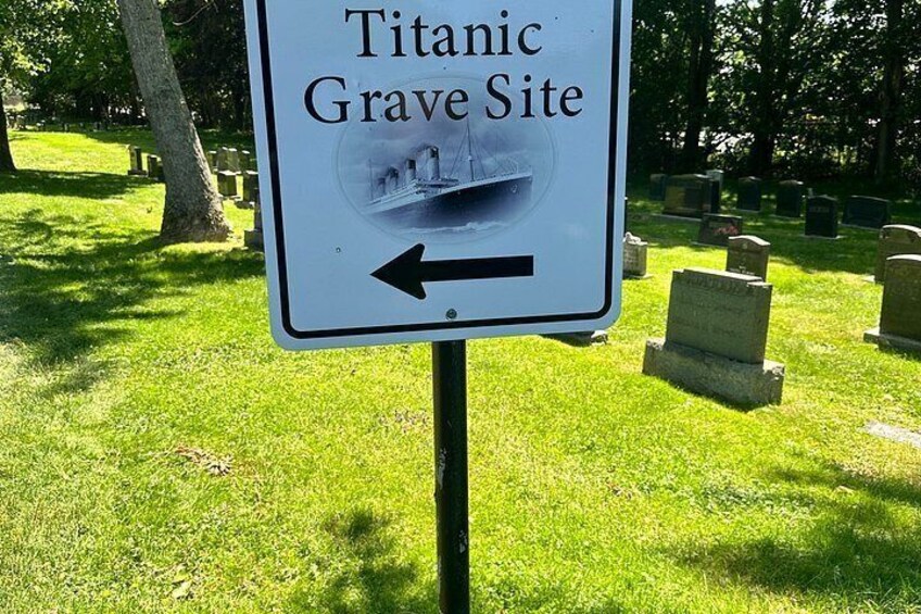Private Peggy’s Cove & Halifax Highlights Tour with Citadel Entry 5