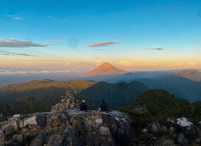 Picture 9 for Activity Berastagi: Mount Sibayak Sunrise/Day Hike & Hotspring 3