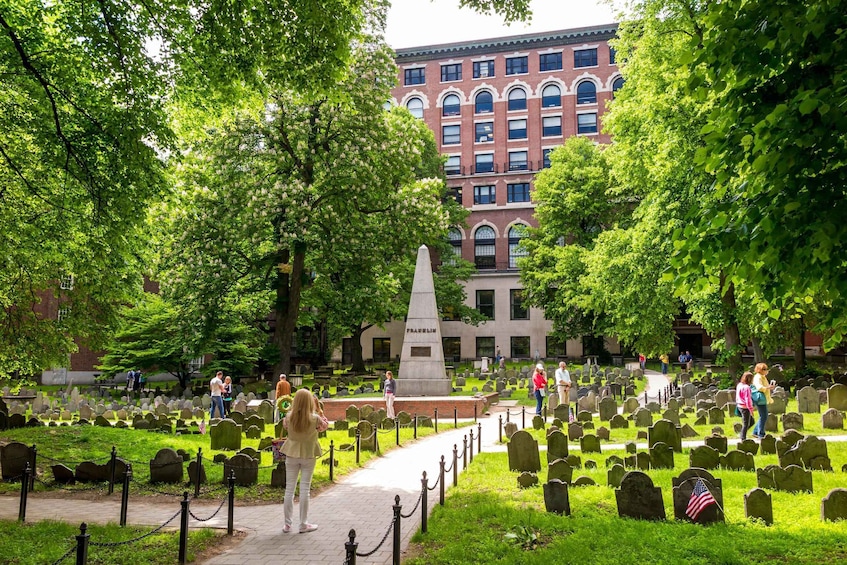 Walk The Freedom Trail with a Local Tour Guide 1