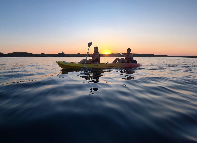 Es Grau: Sunset Kayak to Isla d'en Colom 1