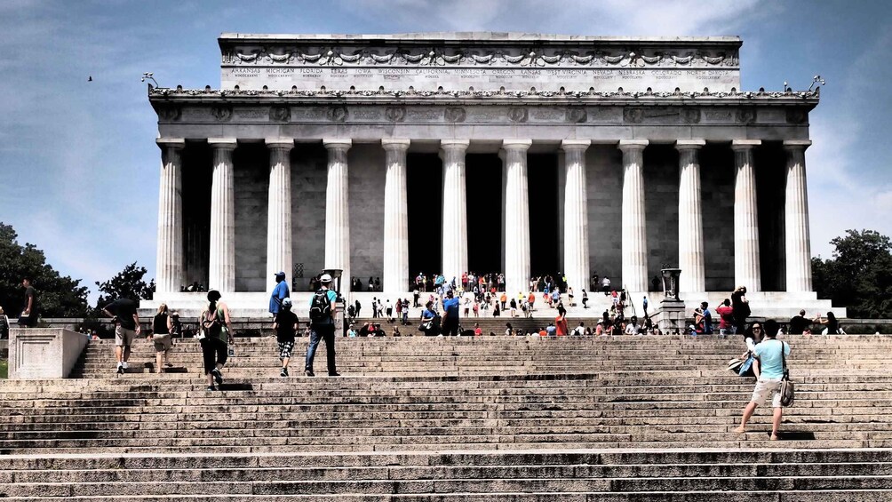 Picture 3 for Activity Washington DC Welcome Tour: Private Tour with a Local 2