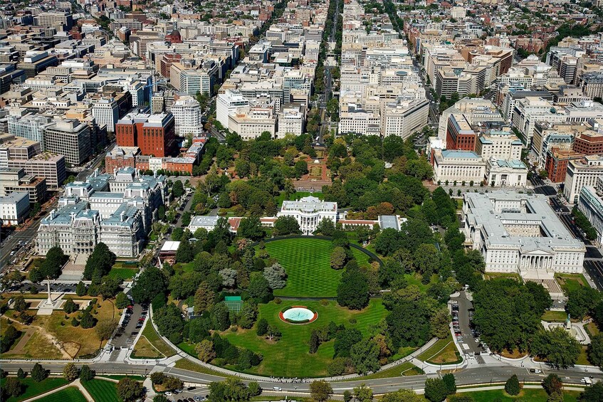 Picture 5 for Activity Washington DC Welcome Tour: Private Tour with a Local 4