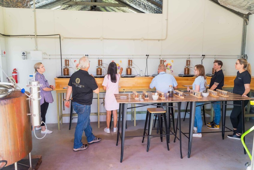 Picture 6 for Activity Swan Valley: Distil Your Own Gin Class 3