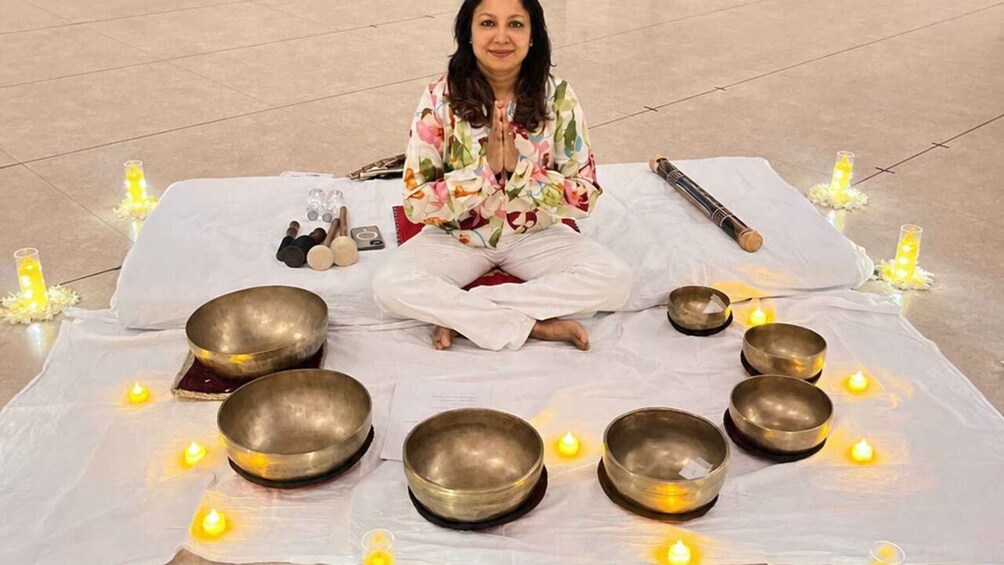 Mumbai: Relaxing Sound Bath & Guided Meditation Experience 1
