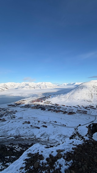 Longyearbyen: Iconic Hike to Platåfjellet 3