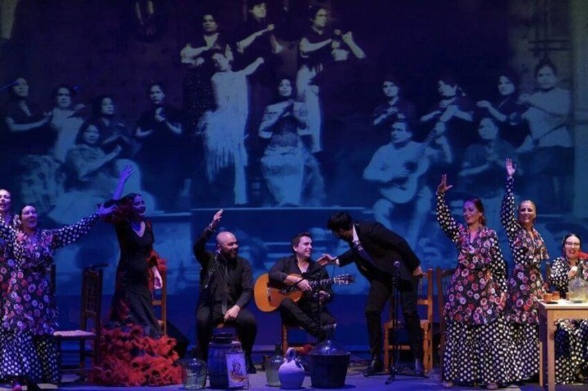 Flamenco Fusion Show with Tapas and Drinks in Salou 2