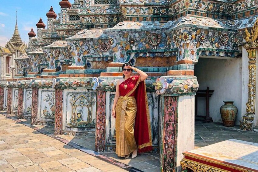 Wat Arun Traditional Thai Costume Experience 1