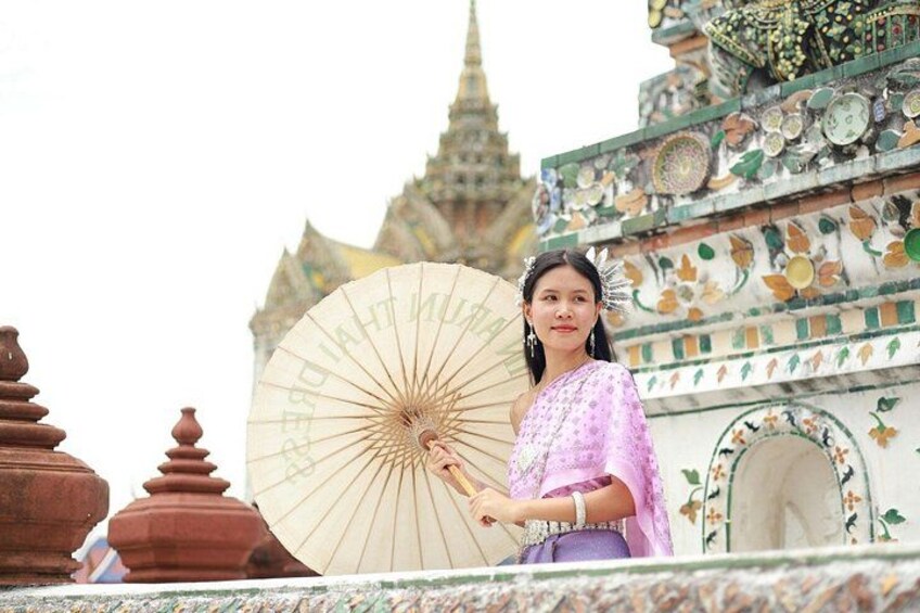 Wat Arun Traditional Thai Costume Experience 4