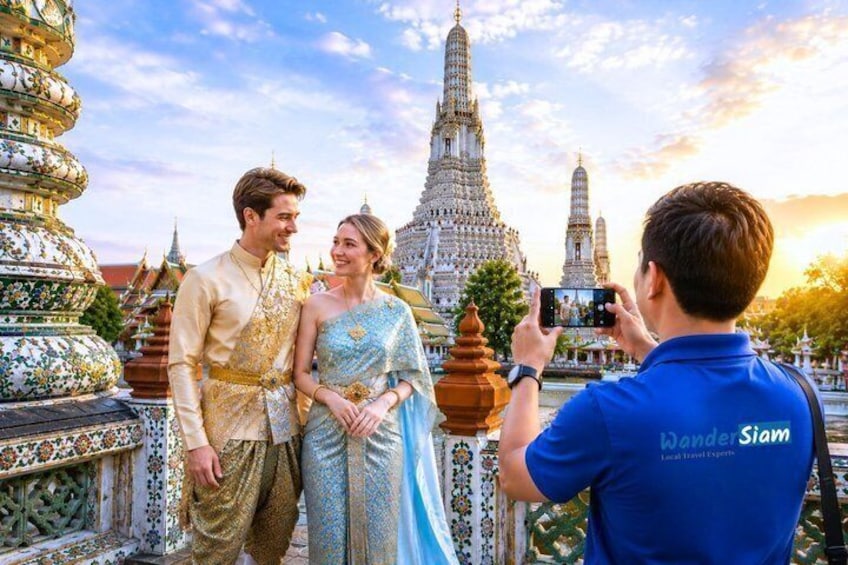 Wat Arun Traditional Thai Costume Experience 1