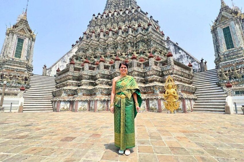 Wat Arun Traditional Thai Costume Experience 5