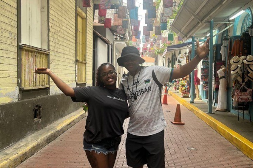 Panama Canal + City tour 5