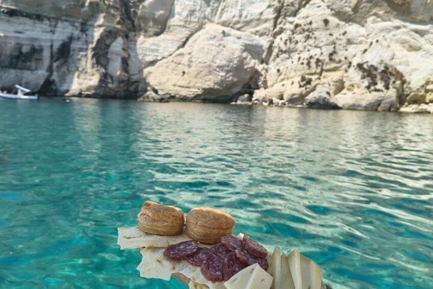 Cagliari tour snorkeling equipment for children drinks and snacks 4