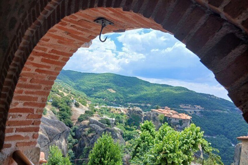 Meteora Morning or Afternoon Private Tour with Photo Stops 3