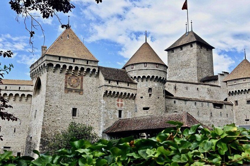 Chillon Castle and Lake Geneva: A Journey Through Swiss History 1
