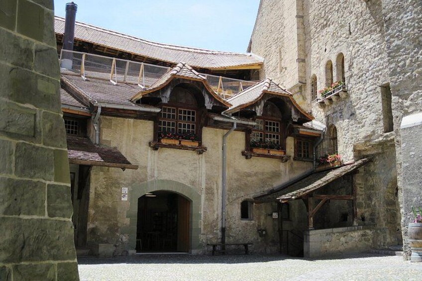 Chillon Castle and Lake Geneva: A Journey Through Swiss History 3