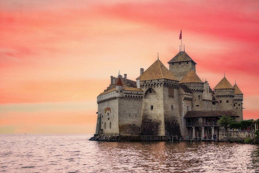 Chillon Castle and Lake Geneva: A Journey Through Swiss History 2