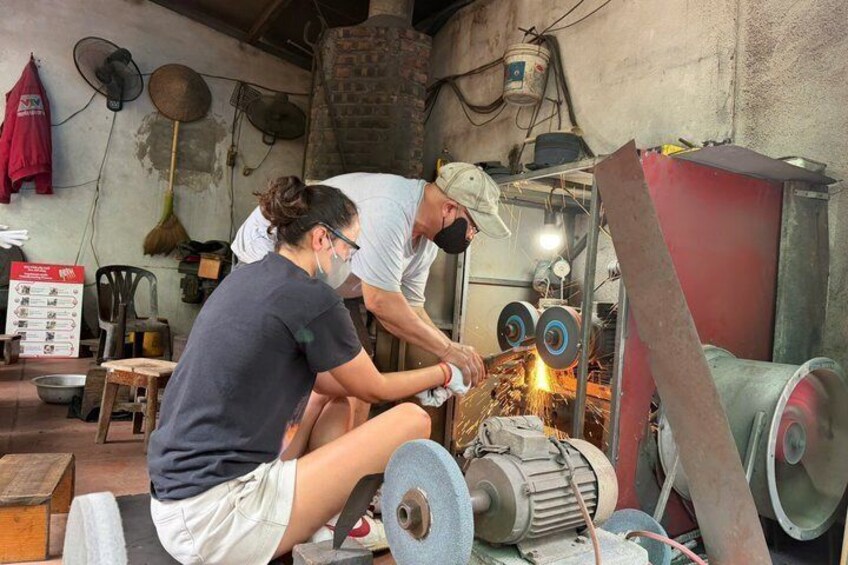 Hands-On Knife Making Workshop with Master Blacksmith in Hanoi 3