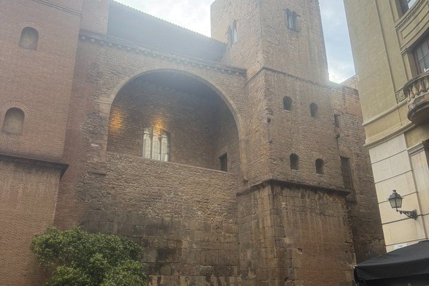 Culinary and Historical Tours in Barcelona 4