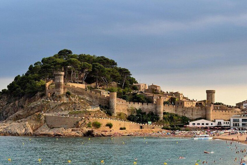 Private Montserrat, Girona & Costa Brava Tour with Hotel Pick-Up 2