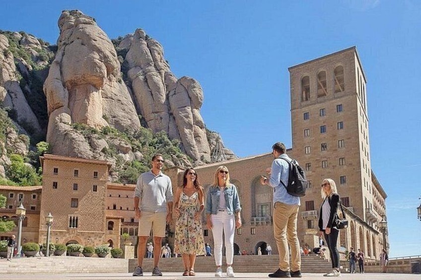 Private Montserrat, Girona & Costa Brava Tour with Hotel Pick-Up 4