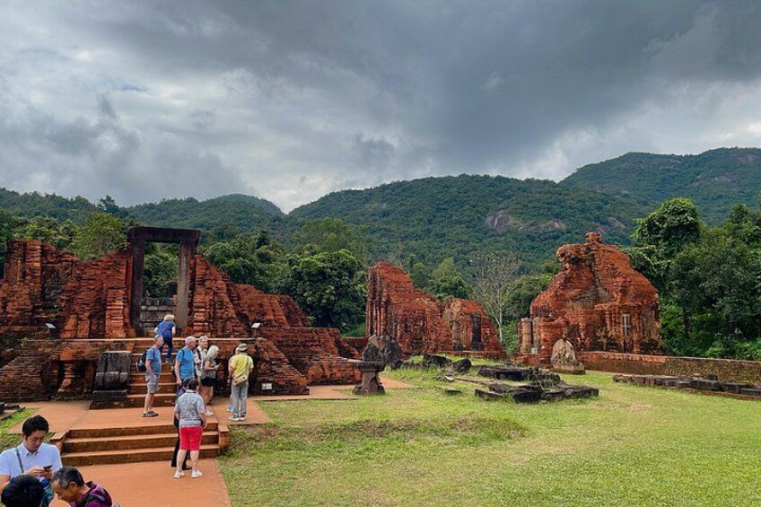 Ancient ruins with visitors. 2