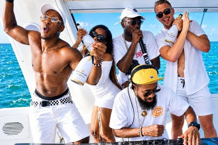 Punta Cana Boat Party with Open Bar, DJ, Snorkeling & Swimming 2