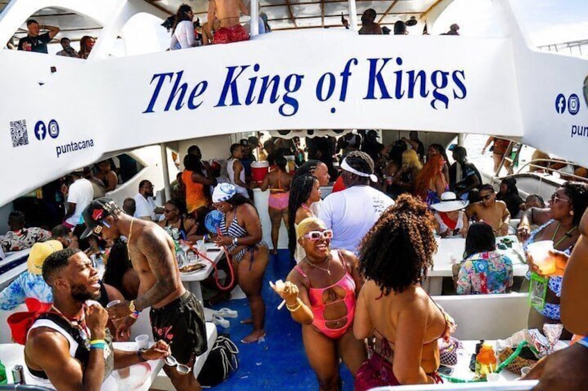 VIP Hip Hop Party Boat Punta Cana: Open Bar, DJ & Snorkeling 1