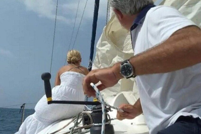 Day on a Sailing Boat in Procida 4