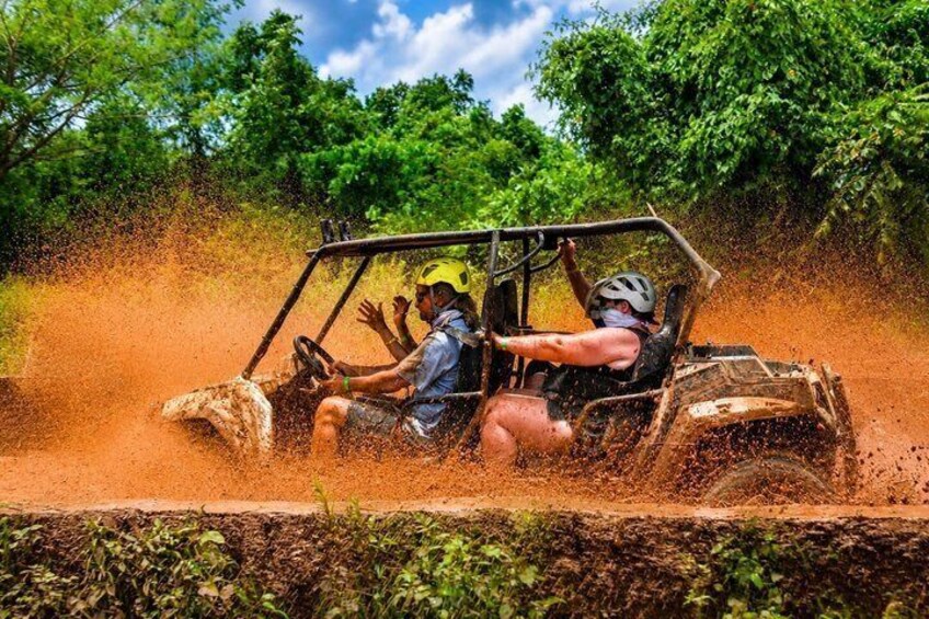 Punta Cana Domitai Park 9 in 1 Buggy Zipline Cenote Lunch, Pickup 1