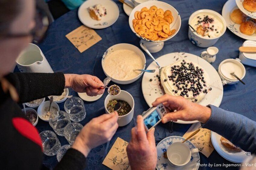 Nuuk Old Town Walk & Traditional Kaffemik with Locals 1