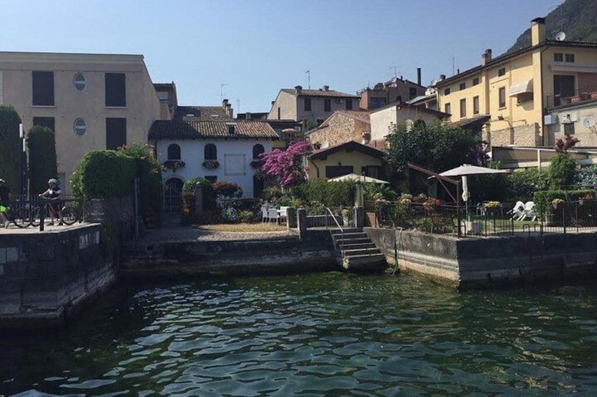 From Garda/Bardolino: 4-hour Guided Boat Cruise to Sirmione 3
