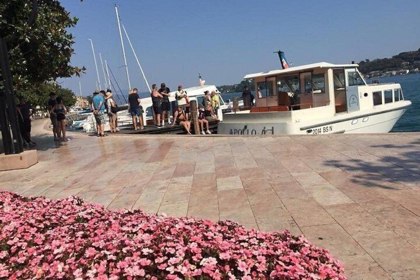 From Garda/Bardolino: 4-hour Guided Boat Cruise to Sirmione 2