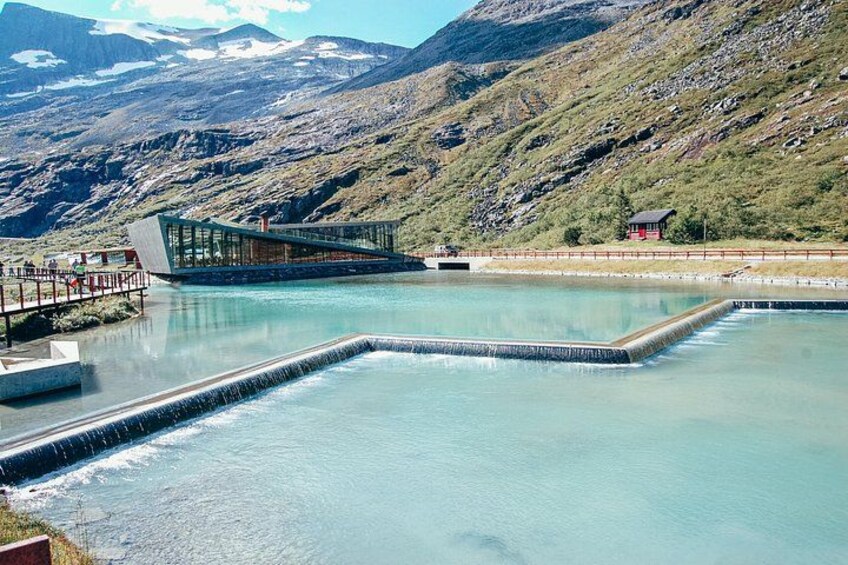 Sightseeing Tour in Trollstigen - Land of Trolls 4