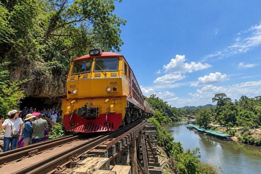 Kanchanaburi Private Tour: River Kwai & Death Railway Train Ride 1