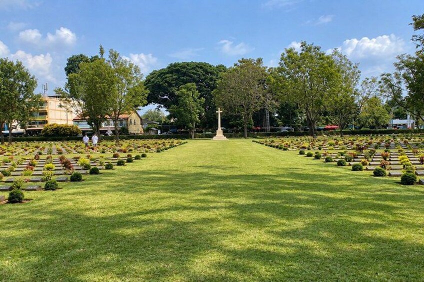 Kanchanaburi Private Tour: River Kwai & Death Railway Train Ride 3
