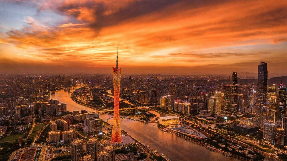 Guangzhou: Private Day Trip with Meals & River Cruise 1
