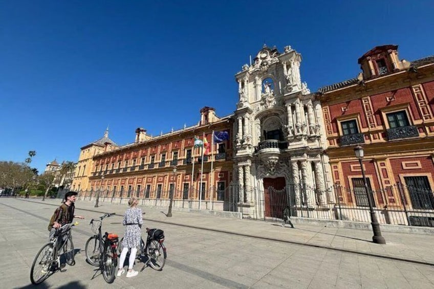 Seville: Guided small group bike and e-bike tour 4