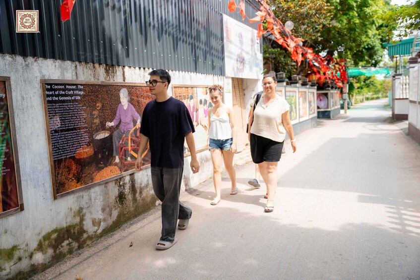 Picture 16 for Activity Ninh Binh: Hoa Lu Silk Loom Cooperative Sightseeing Tour 4